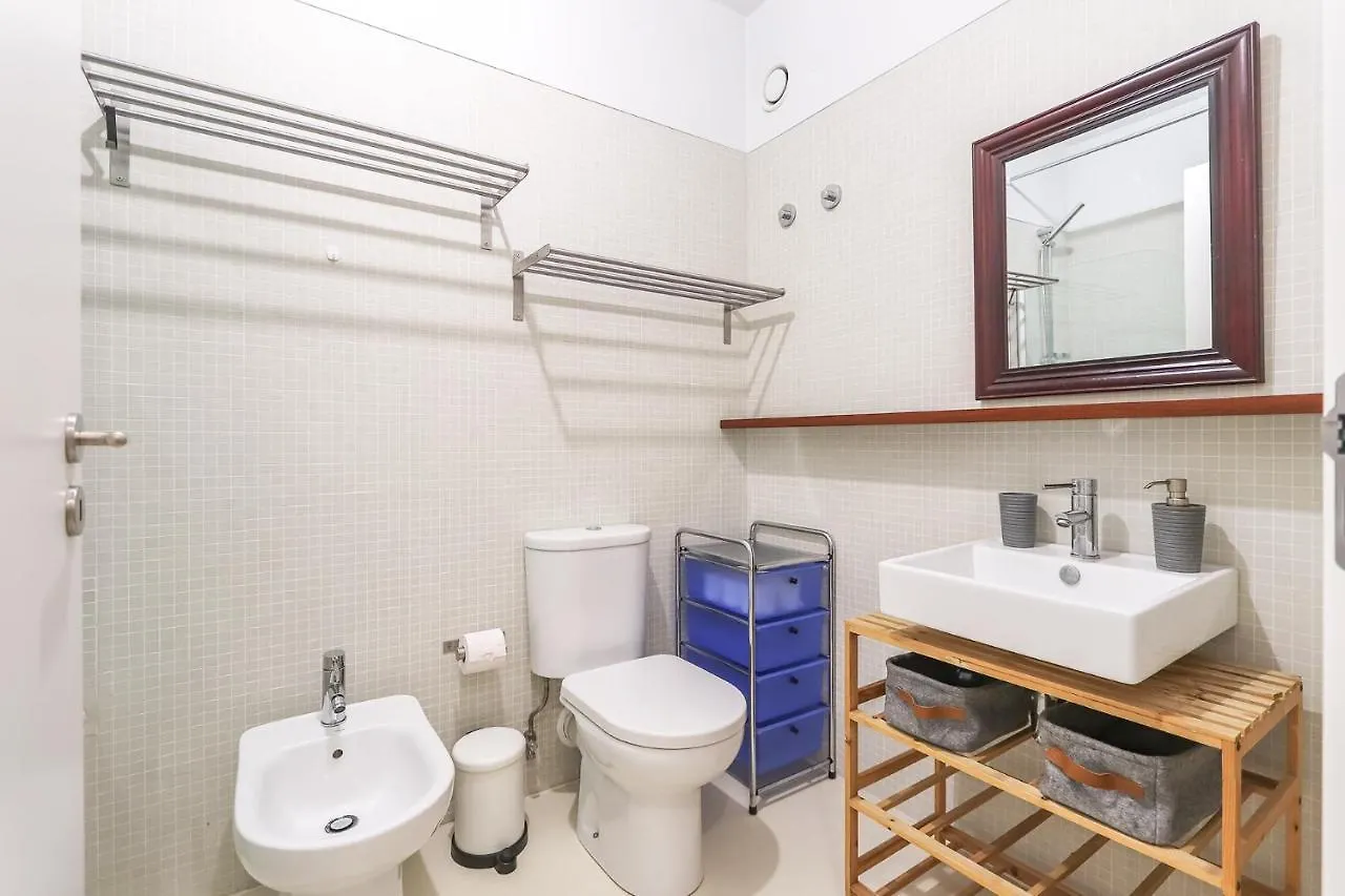 Vita Portucale ! Charming Loft With Garage Lisboa Portugal
